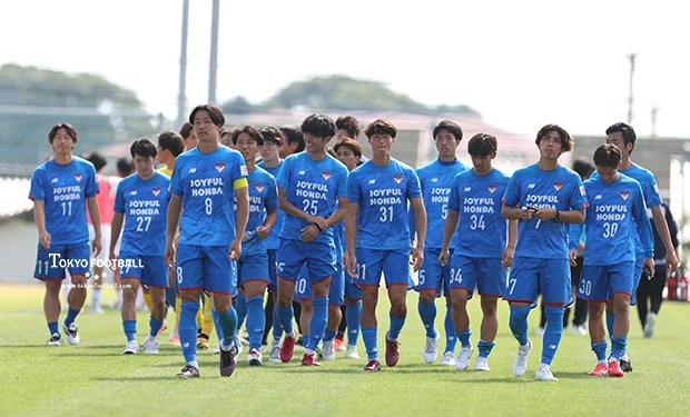 写真：PK戦で敗れ初の決勝進出をのがしたジョイフル本田つくば。