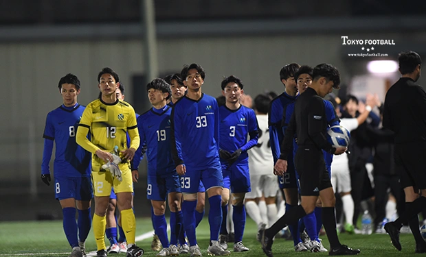 写真：初戦を迎えた東京1部の東京海上は同2部のRFCに敗れた。
