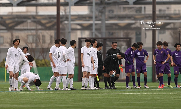 写真:1部復帰の東京ベイ(左側)は初戦をCriacaoとドロー。
