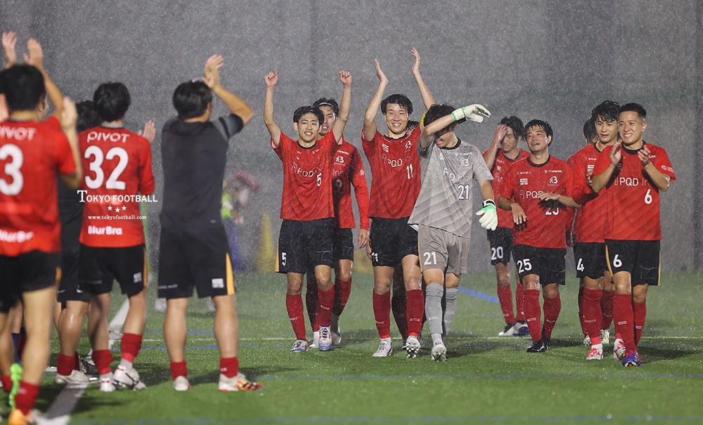 写真：最終戦に勝って自力での残留を決めたBANDELIE。