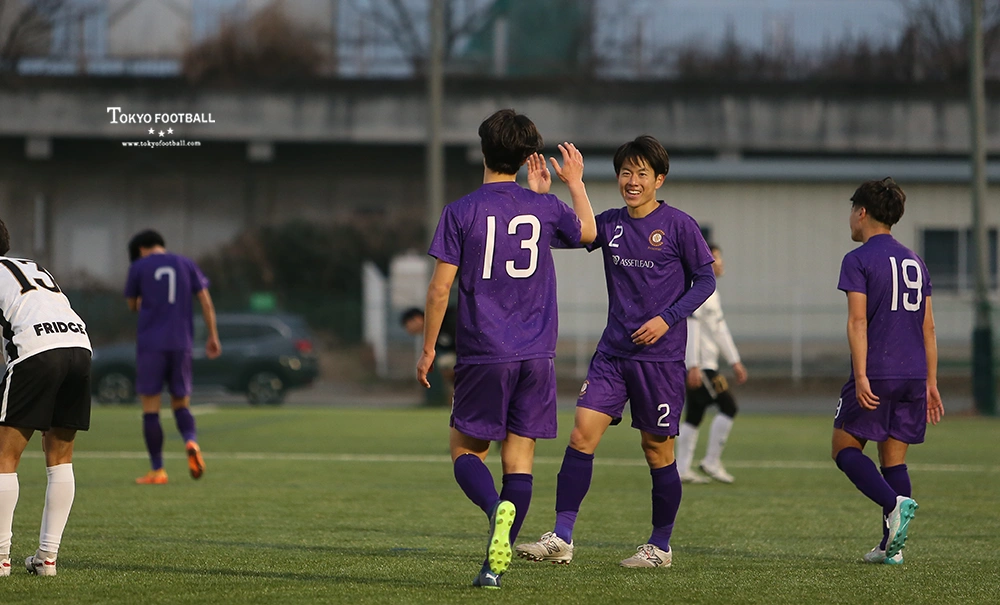 写真：プロクリアルは近藤（2番）の決勝点で準々決勝進出。