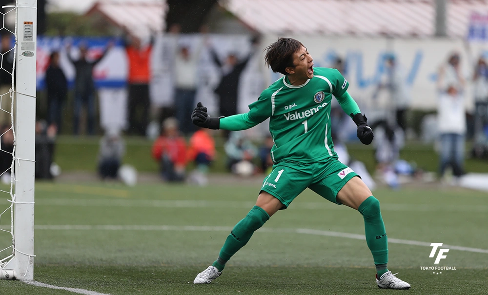 写真：PK戦で2本を止める活躍を見せたGK飯吉。