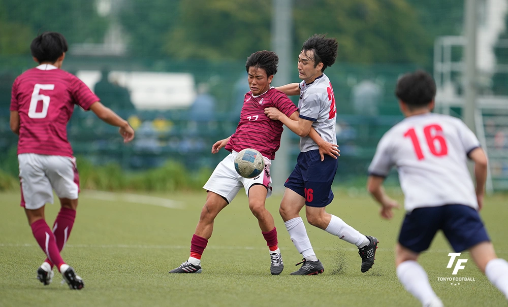 写真：早大はアストラの激しいマークに苦戦しドロー。