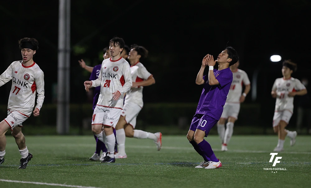 写真：ゴール前のチャンスを決められなかったプロクリアルのFW本田。